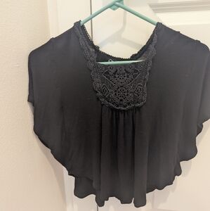 Art Class Medium 7/8 black flowy ahirt